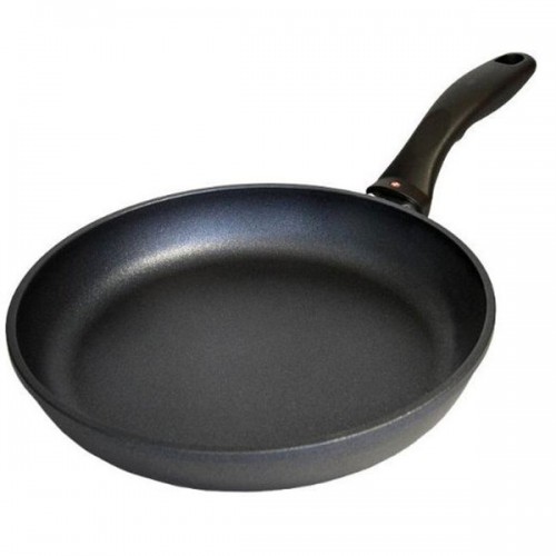 Swiss Diamond Black 9.5-inch Nonstick Fry Pan